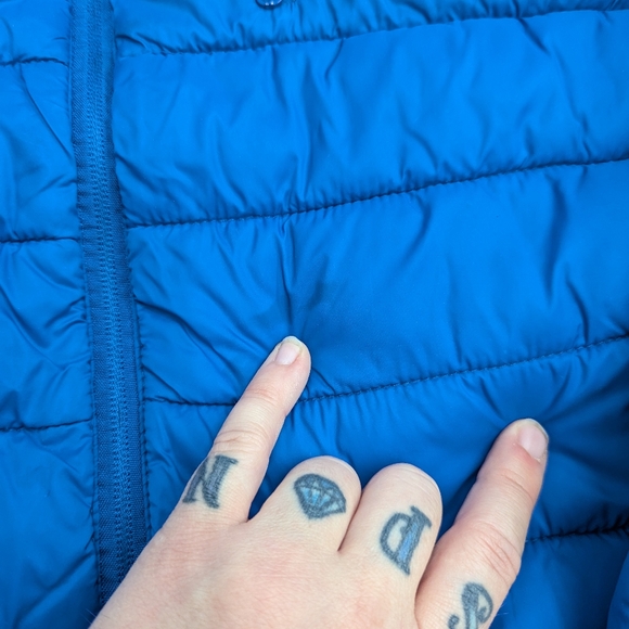 Joe fresh blue light weight puffer jacket - Picture 3 of 3
